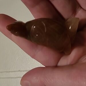 3/$27 Fire quartz crystal bird carving